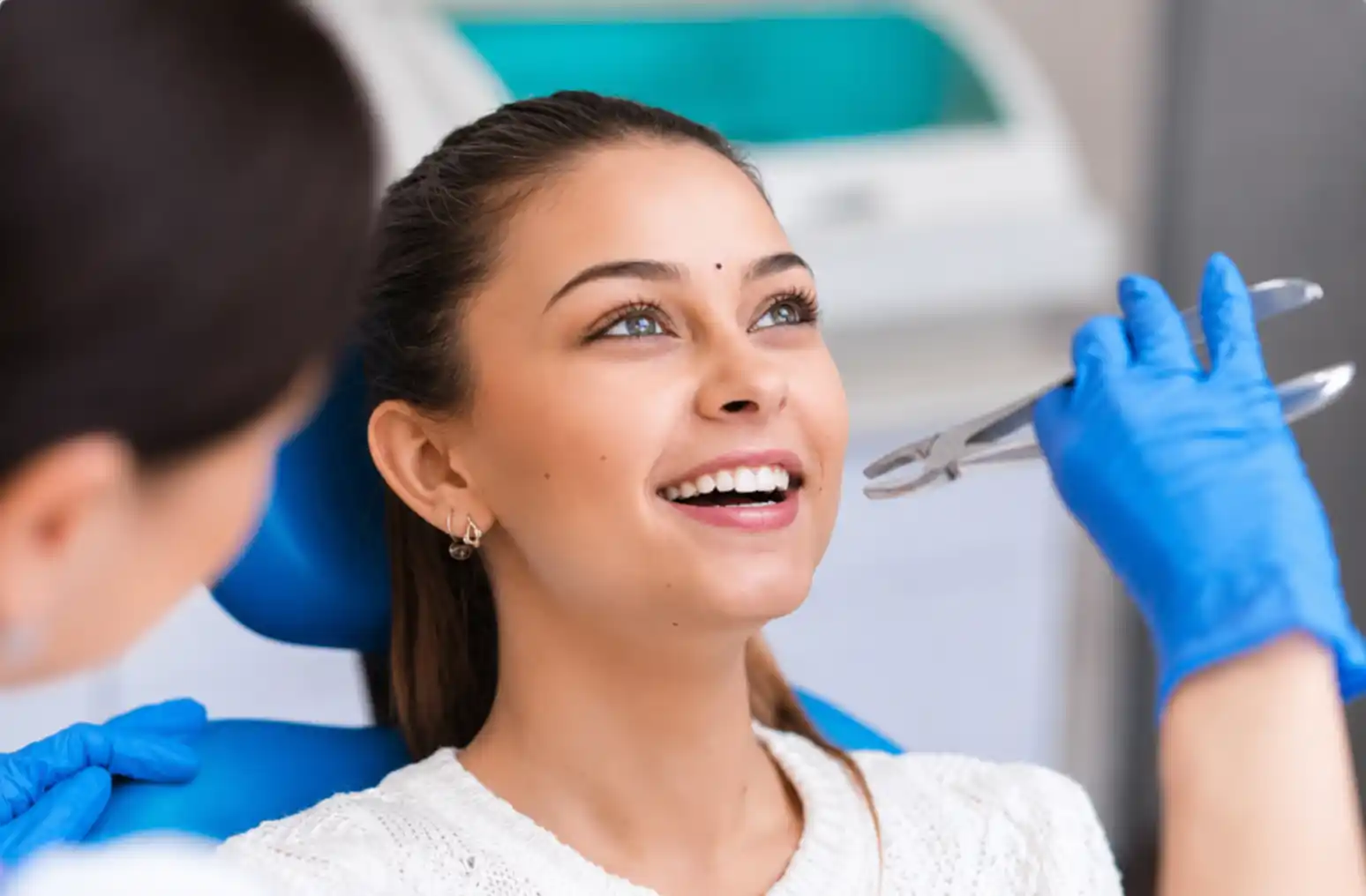 Tooth extraction appointment at Radiant 32, Bhowanipore